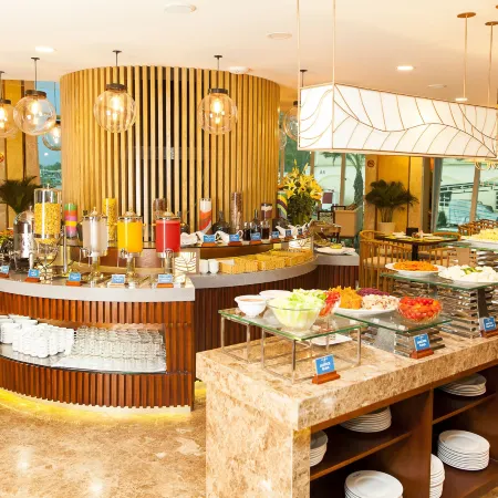 Ninh Kieu Riverside Hotel