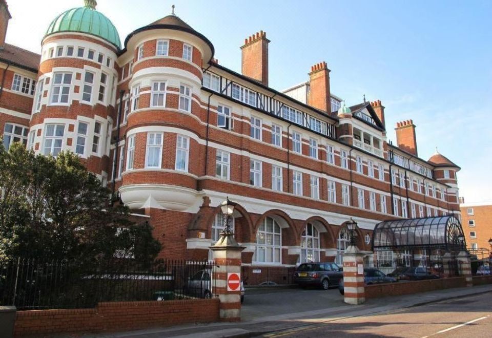 hotel overview picture