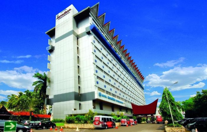 Danau Toba Hotel International