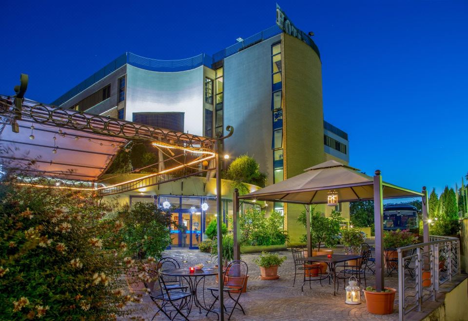 Best Western Blu Hotel Roma-Rome Updated 2023 Room Price-Reviews & Deals |  Trip.com