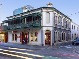 Tequila Sunrise Hostel Adelaide