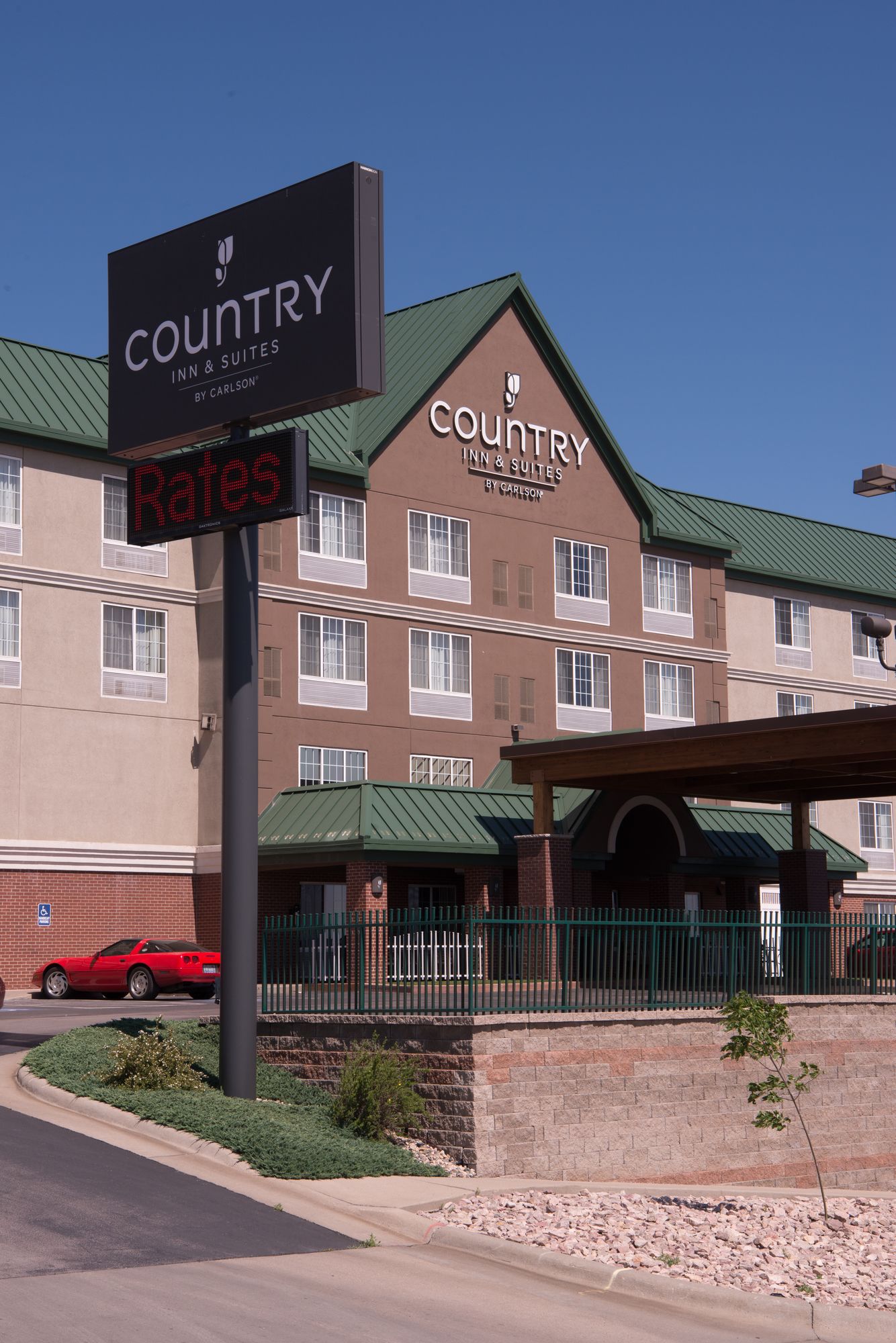 Country Inn & Suites by Radisson, Rapid City, SD