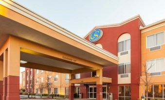 Comfort Suites Central-I-44