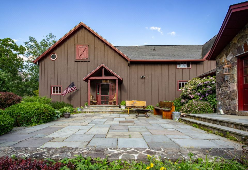 Saint Huberts Lodge