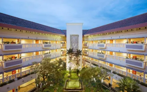 Puri Kiic Golf View Hotel