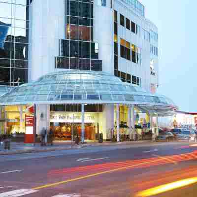 Pan Pacific Vancouver Hotel Exterior