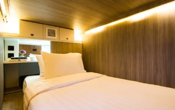 เตียงในห้องสวีทแคปซูล