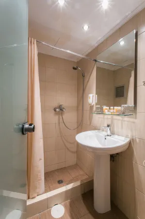 Arethusa Hotel