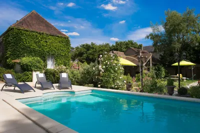 Aux Charmes de Maintenon Hotels near Chateau de Maintenon