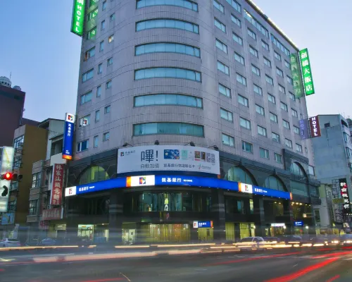 Cambridge Tainan Hotel Hotels near North District