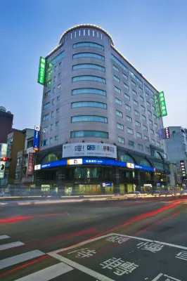 Cambridge Tainan Hotel Hotel di 