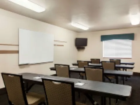 Travelodge by Wyndham Livonia Hotels in Pointe Coupee Parish