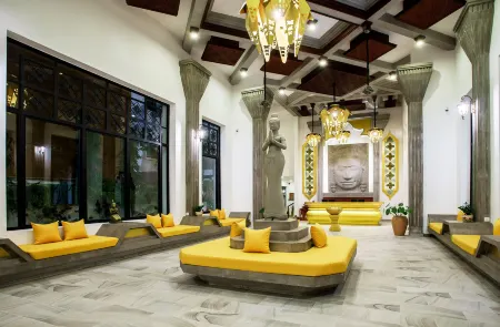 Khmer Mansion Residence Отели рядом с достопримечательностью «Puthan Nokor Reach Thorm Meta Pagoda»