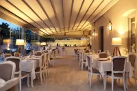 Micra Anglia Boutique Hotel & Spa Hotels in Andros