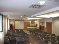 Hotel Famulus Hotels in Győr