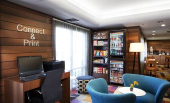 Comfort Inn & Suites Phoenix North - Deer Valley