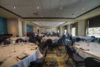 Holiday Inn Express & Suites SPRUCE GROVE - STONY PLAIN by IHG Hotels in Stony Plain