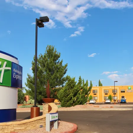Holiday Inn Express SEDONA - OAK CREEK by IHG