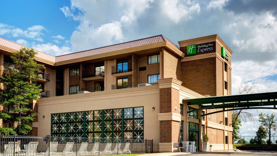 Holiday Inn Express ROLLING MDWS-SCHAUMBURG AREA by IHG