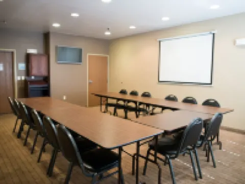 Holiday Inn Express DEVILS LAKE by IHG Hotels in Devils Lake