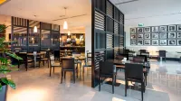 Holiday Inn Express DUBAI AIRPORT by IHG - breakfast