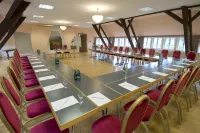 Land- Und Golfhotel Alte Fliegerschule Hotels in Eisenach