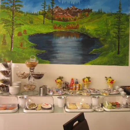 Aariana Hotel