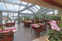 Panorama-Hotel am See Hotels in Roding