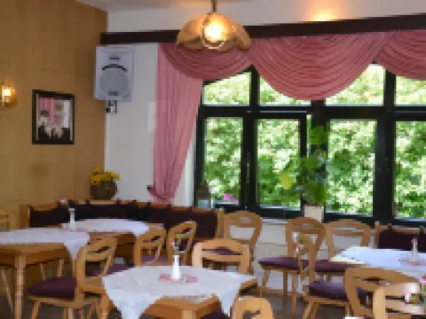 Hotel & Restaurant Feustel Hotels in Plauen