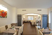 Hotel Restaurant Kromberg - Breakfast