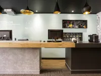 Ibis Cannes Centre Hotels in Канни