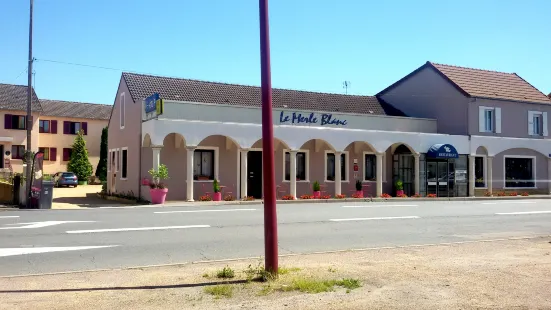 Le Merle Blanc Hôtel Logis