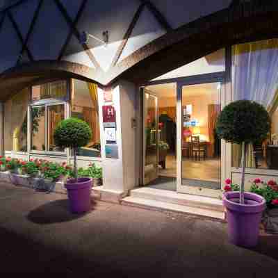 Gien Contact Hôtel Anne de Beaujeu Hotel Exterior