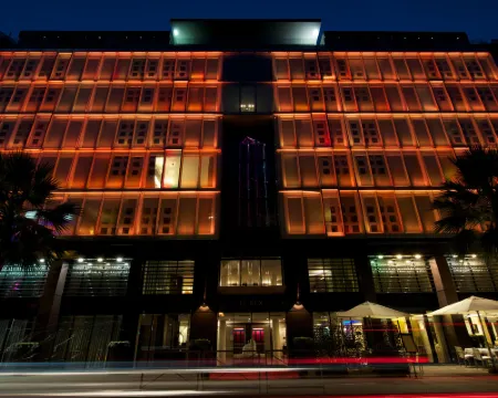 Le Rex Hôtel Hotels in Hautes-Pyrenees