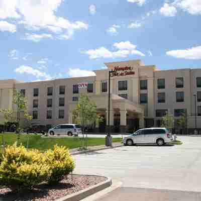 Hampton Inn & Suites Pueblo/North Hotel Exterior