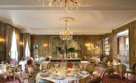 La Chartreuse du Val Saint Esprit Отели в г. Камблен-Шатлэн