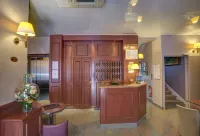 Hotel Vivaldi Hotel a Puteaux