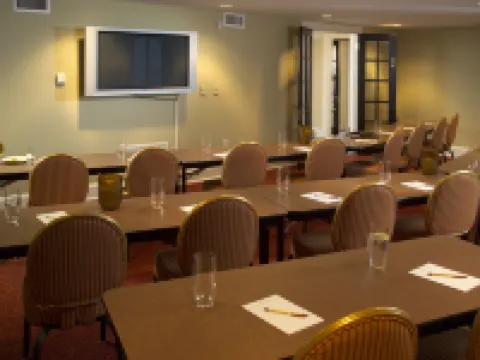 General Francis Marion Hotel Hotels in Smyth County