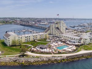 Newport Harbor Island Resort