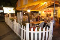 Cape Cod Inn Hoteles en Hyannis