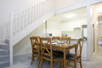 Pinnacle Apartments Hotels in Kingston