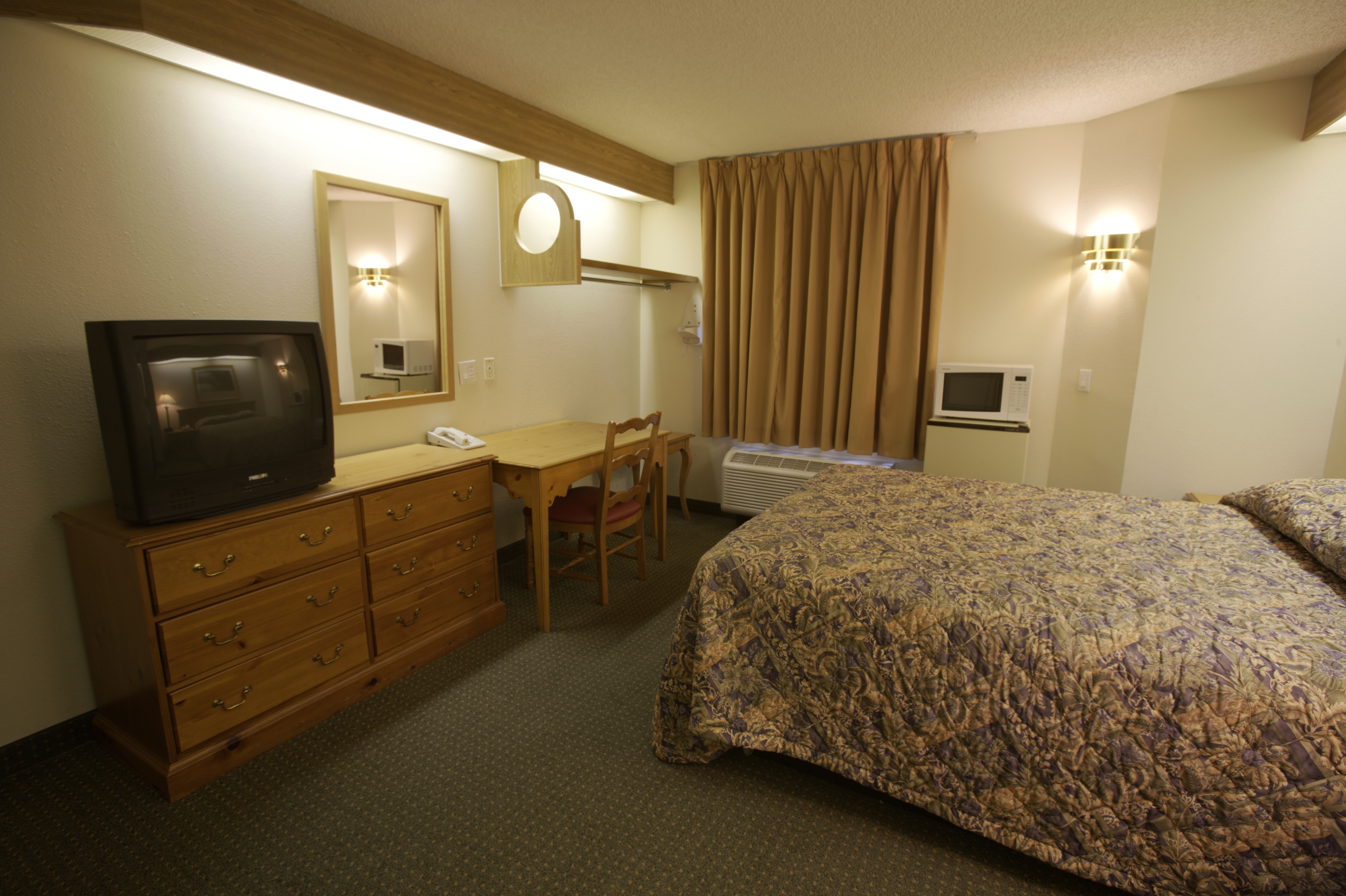 Americas Best Value Inn Addison Dallas