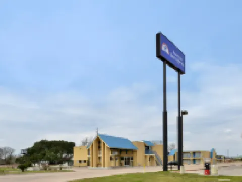 Americas Best Value Inn Schulenburg Hotels in Fayette County