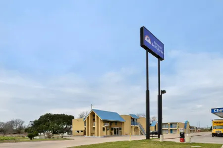 Americas Best Value Inn Schulenburg