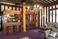 Brook Red Lion Hotel Hotel di Eight Ash Green