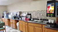Americas Best Value Inn Clear Lake - Breakfast