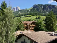 Hotel Ramon