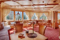 Alpenpalace Luxury Hideaway & Spa Retreat Hôtels à : Lutago
