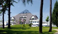 Lazensky Hotel Pyramida