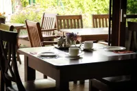 Hullám Villa B&B Hotels in Balatonfenyves